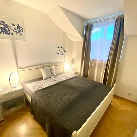 Apartman Outsanding In The City Center *